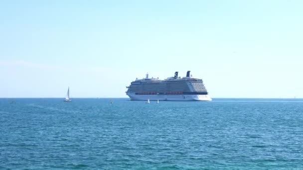 Crucero Lujo Zarpando Del Puerto Mallorca España — Vídeo de stock