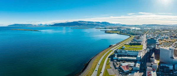 Bella Vista Aerea Reykjavik Islanda Una Giornata Estiva Soleggiata Vista — Foto Stock
