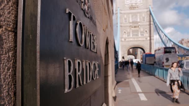 Vidéo Panoramique Panneau Tower Bridge Sur Mur Pont Londres Royaume — Video