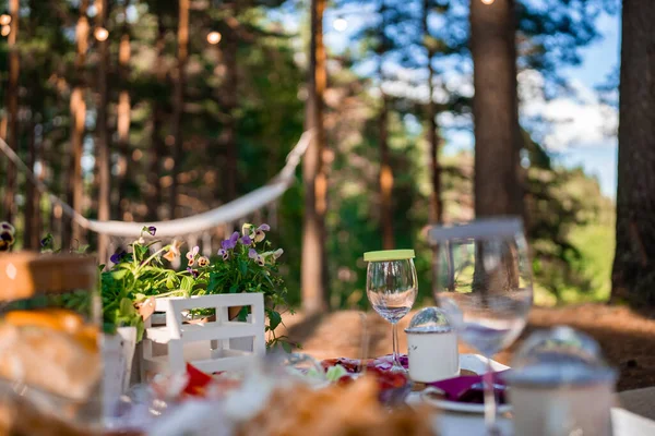 Beautiful White Decor Boho Style Picnic Nature Table Carpets Wigwam — Stock Photo, Image