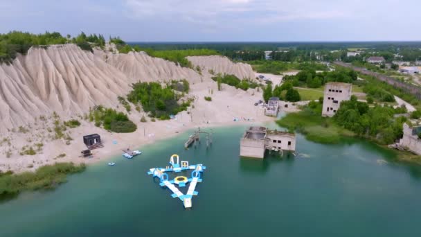 Abandoned Quarry Extraction Limestone Beautiful Nature Attraction Estonia Summer Season — Vídeos de Stock