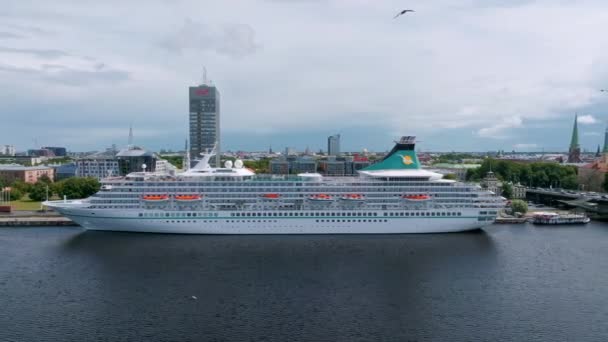Beautiful Cruise Ship Docked Riga Latvia Old Town Bridge Cruise — Stock Video