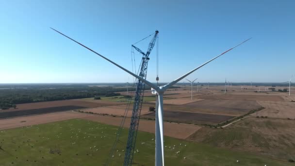 Close View Assembling Turbine Wind Turbine Construction Aerial View — Wideo stockowe