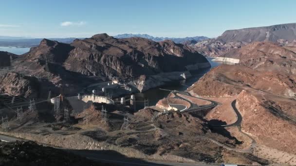 Hermosa Vista Aérea Presa Hidroeléctrica Hoover Sobre Puente Del Río — Vídeos de Stock