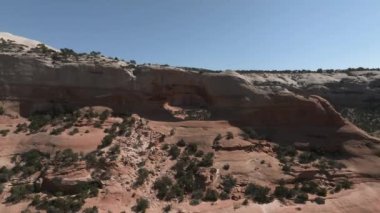 Arizona, ABD 'deki Arches Ulusal Parkı' nın hava görüntüsü. İnanılmaz kaya oluşumu - Dalga. Parya Kanyonu Vermillion Kayalıkları, Coyote Buttes Yaban Hayatı 