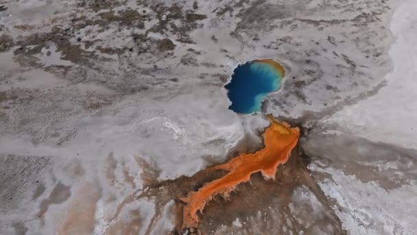 Извержение Гейзера Замке Гейзер Йеллоустонском Национальном Парке Вид Воздуха Красивые — стоковое видео