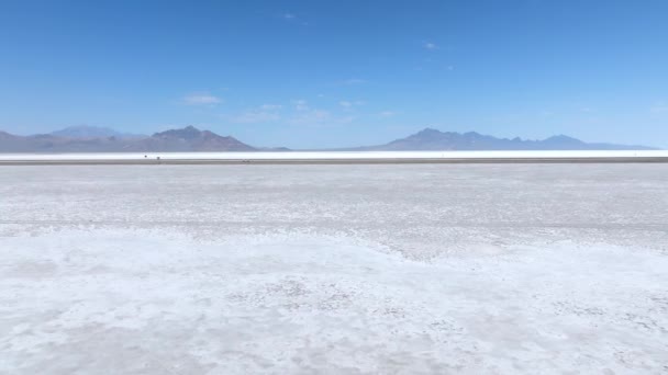 Vista Aérea Salt Lake City Utah Bonneville Salt Flats Hermoso — Vídeo de stock