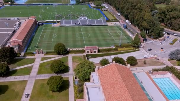 Vista Aérea Estádio Futebol Campus Ucla Vídeo Aéreo Ucla — Vídeo de Stock