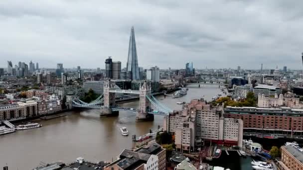 Iconic Tower Bridge Conecta Londres Con Southwark Río Támesis Vista — Vídeos de Stock