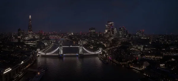Vista Aerea Sul Tower Bridge Illuminato Sullo Skyline Londra Regno — Foto Stock