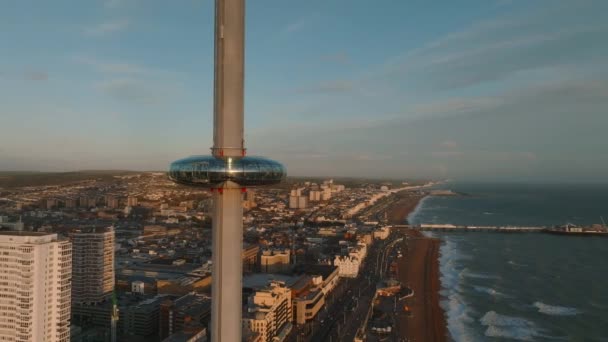 Magische Zonsondergang Luchtfoto Video Van British Airways I360 Kijktoren Pod — Stockvideo