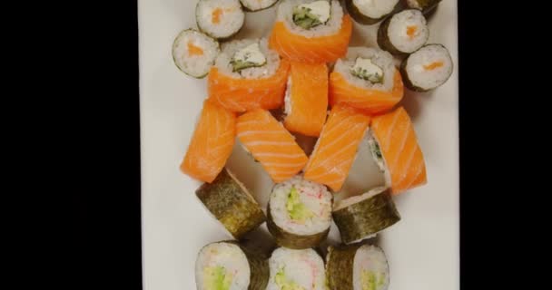 Sushi est prêt à manger — Video