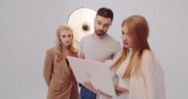 Havadan çekilen Şehir Şansı. Yaz sabahı. Ukrayna