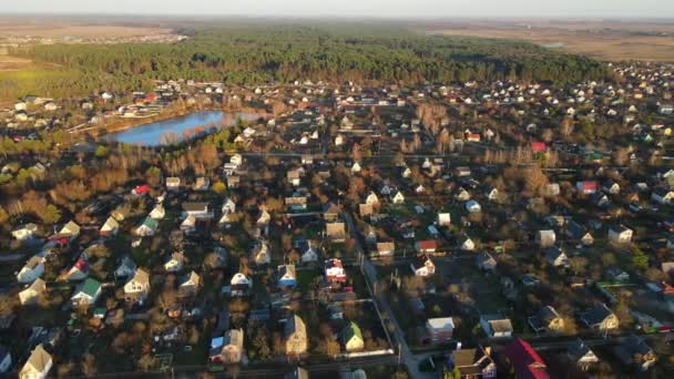 Kır evleri, yoğun nüfuslu komşular. Ukrayna — Stok video