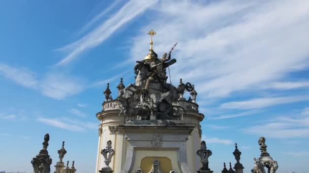 Cidade de tiro aéreo Lviv. Templo de santo Catedral de Arquitetura de São Jur Ucrânia — Vídeo de Stock