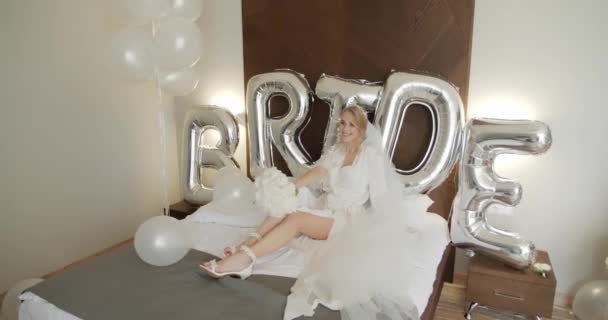 Happy Bride Preparing Holiday Ceremony — Stock Video