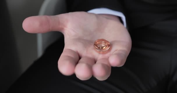 Novio Prepara Para Ceremonia Boda — Vídeos de Stock