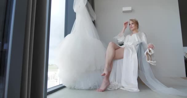 Luxurious Sexy Bride Getting Ready Holiday — Stock videók