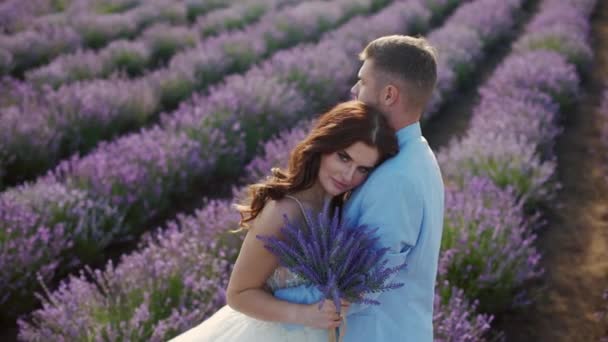 Newlyweds Love Embrace Field Flowers — Video