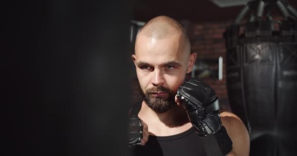 Concentre Toi Sur Poire Boxeur Pratique Des Coups Forts — Video