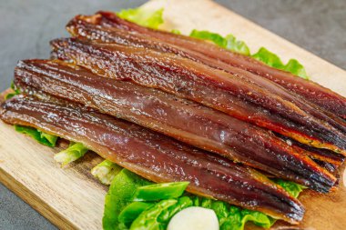 Gwamegi, Kore usulü yarı kurumuş Saury.