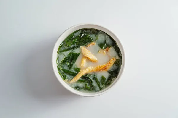 Kore usulü kurutulmuş yosun çorbası, 'hwangtae miyeok guk'