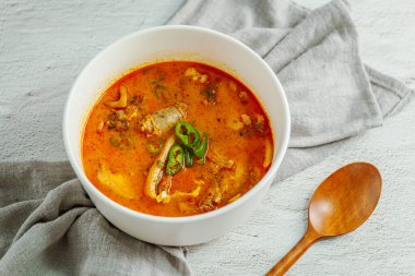 Kore kanlı sosis çorbası, 'Sundae Guk'