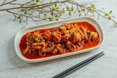 Kore usulü kızartılmış ocellated ahtapot, 'Jjukkumi Bokkeum'