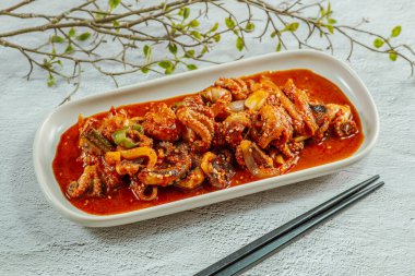 Kore usulü kızartılmış ocellated ahtapot, 'Jjukkumi Bokkeum'