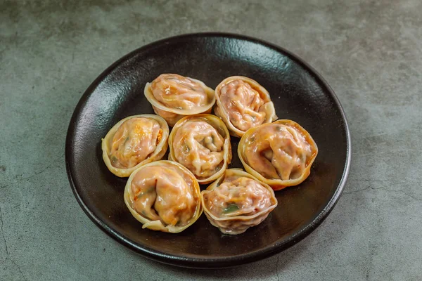 Dumplings Estilo Coreano Hechos Con Relleno Que Incluye Kimchi —  Fotos de Stock