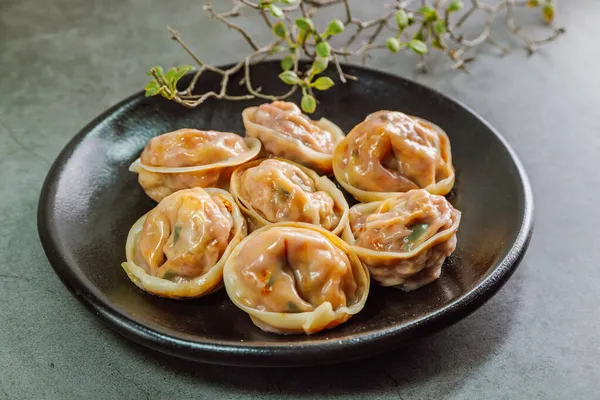 Dumplings Estilo Coreano Hechos Con Relleno Que Incluye Kimchi —  Fotos de Stock