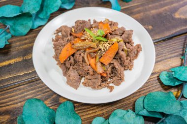 Lezzetli Kore usulü ızgara biftek, Bulgogi