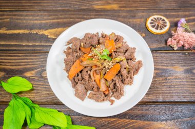 Lezzetli Kore usulü ızgara biftek, Bulgogi