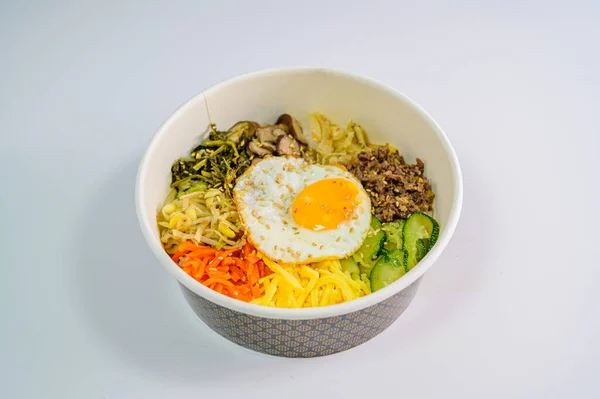 Korejské Jídlo Bibimbap Zeleninou Smaženým Vejcem — Stock fotografie