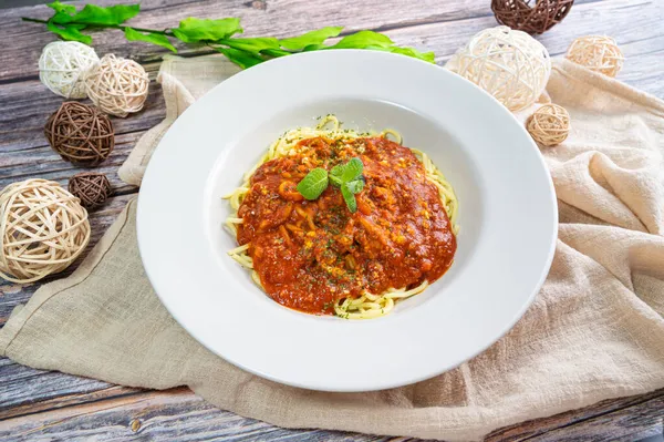 Leckere Spaghetti Mit Bolognese Sauce — Stockfoto