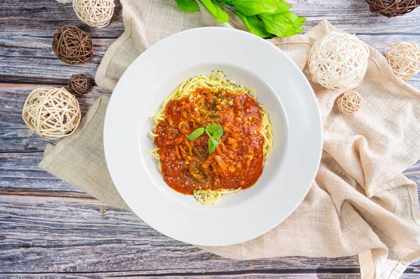 Leckere Spaghetti Mit Bolognese Sauce — Stockfoto