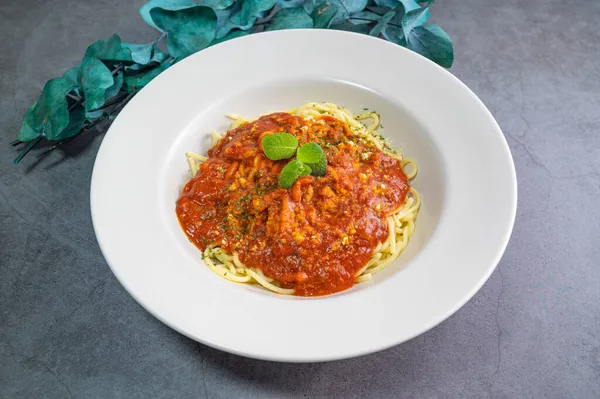 Leckere Spaghetti Mit Bolognese Sauce — Stockfoto