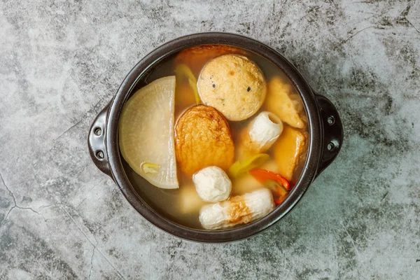 江陵湯 韓国風の魚餅スープ — ストック写真