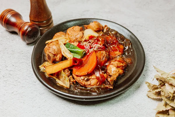 Andongjjimdak Koreanisches Geschmortes Huhn Dieses Gericht Zuzubereiten Wird Das Huhn — Stockfoto