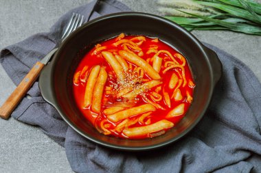 Kore usulü kızarmış pirinç keki, 'Tteokbokki'