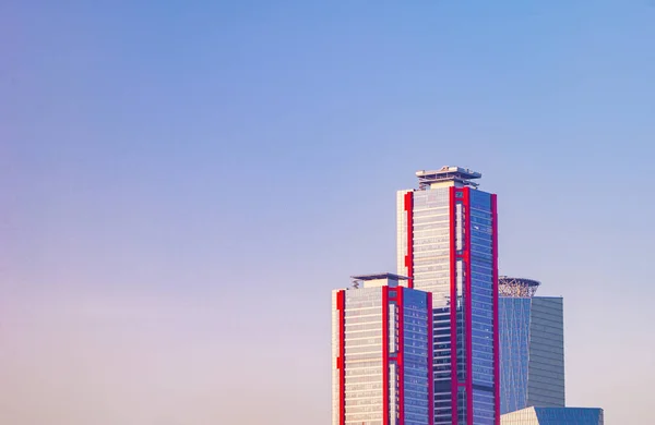 午前中に撮影されたソウル特別市漢江玉堂の高層ビル — ストック写真