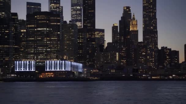 Бруклинский мост и Манхэттен — стоковое видео