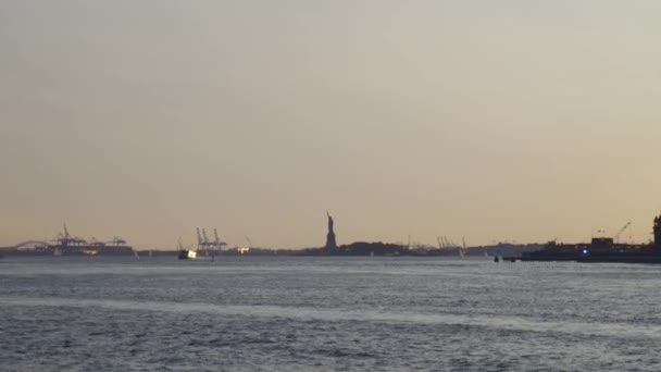 Το άγαλμα της Ελευθερίας, Νέα Υόρκη, ΗΠΑ — Αρχείο Βίντεο