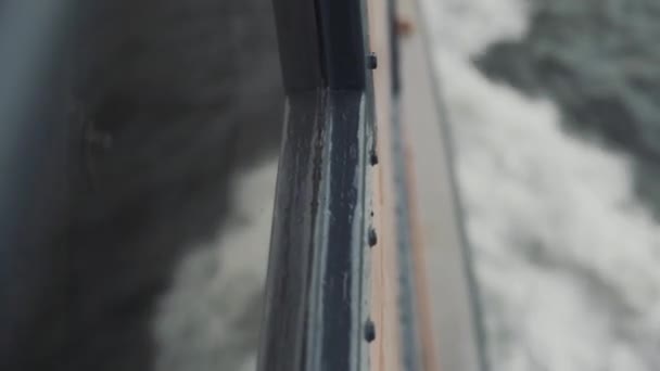 Denizde Beyaz Köpük ve Dalgalar — Stok video