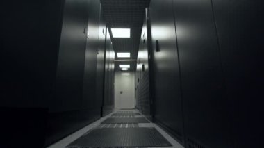 Simetrik telekomünikasyon rafları