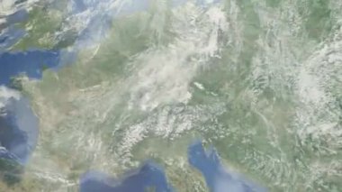 Dünyanın uzaydan şehire yakınlaşması. Üç boyutlu animasyon. Almanya 'nın Augsburg şehrine yakınlaş. Video görüntülerini stokla. 4K