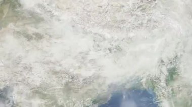 Dünyanın uzaydan şehire yakınlaşması. Üç boyutlu animasyon. Hindistan 'ın Patna şehrine yakınlaş. Video görüntülerini stokla. 4K