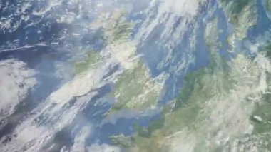 Dünyanın uzaydan şehire yakınlaşması. Üç boyutlu animasyon. Büyük Britanya 'nın Sheffield şehrine yakınlaş. Video görüntülerini stokla. 4K