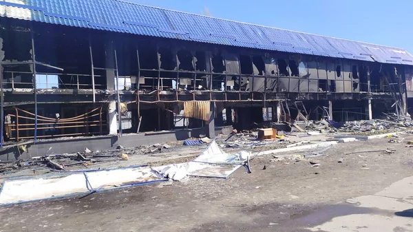 Lysychansk Ukraine March 2022 Burnt Destroyed Supermarket Russian Army Artillery — стоковое фото