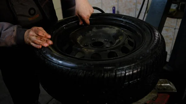 Repair Service Wheel Tire Car Pump Finish Repair — 스톡 사진